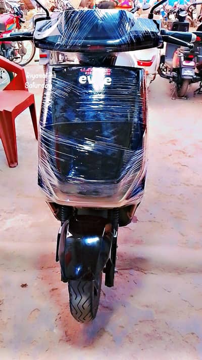 ELECTRIC scooties  available mob#0308 4753955