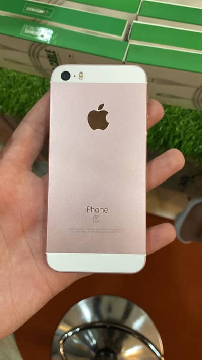 iPhone SE 64 Gb