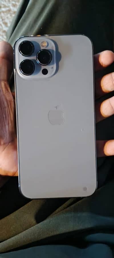 i phone 13 pro max jv 256gb 10/10 condition