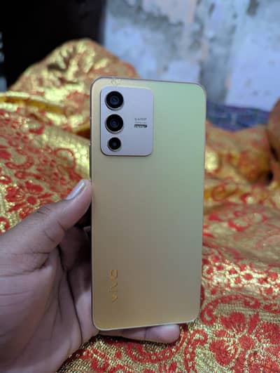 vivo v23 5g 12/256 complete box urgnet sale