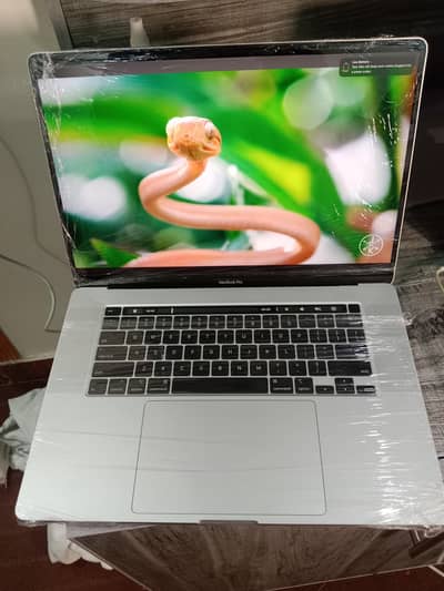 Apple MacBook pro 2019 display 16 inch