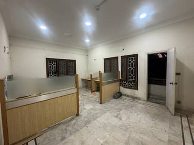 Clifton 500 yards commercial bungalow for rent