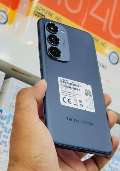 spark 40 pro plus, 16/256 gb, full warranty