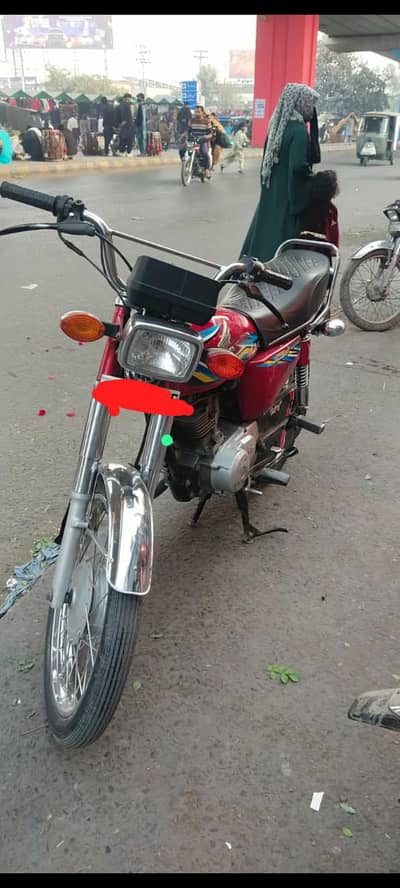 Honda 125 in good condition in reasonable price