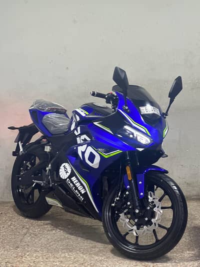 TARO GP2 brand new (400km driven)