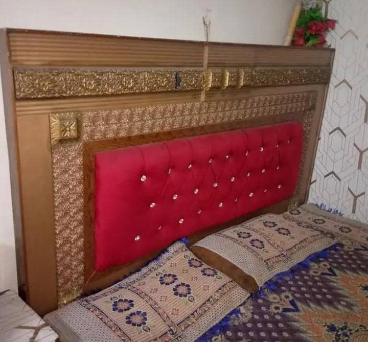 Bed side table and dressing table 0