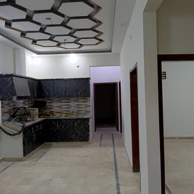 Sub-leased 3 side corner park facing