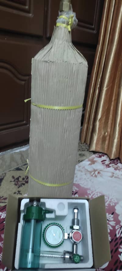 oxygen cylinder of 5 litters