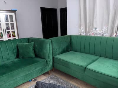 6 Seater Velevt Sofa Set
