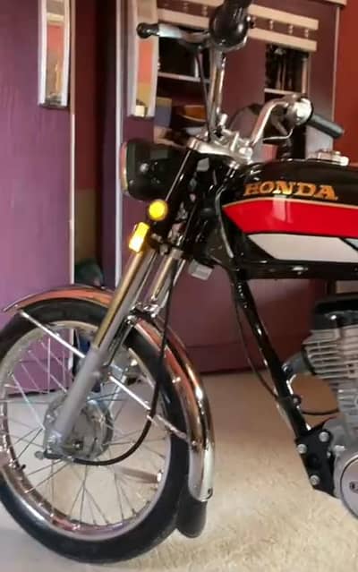 Honda CG 125 old is gold for sale