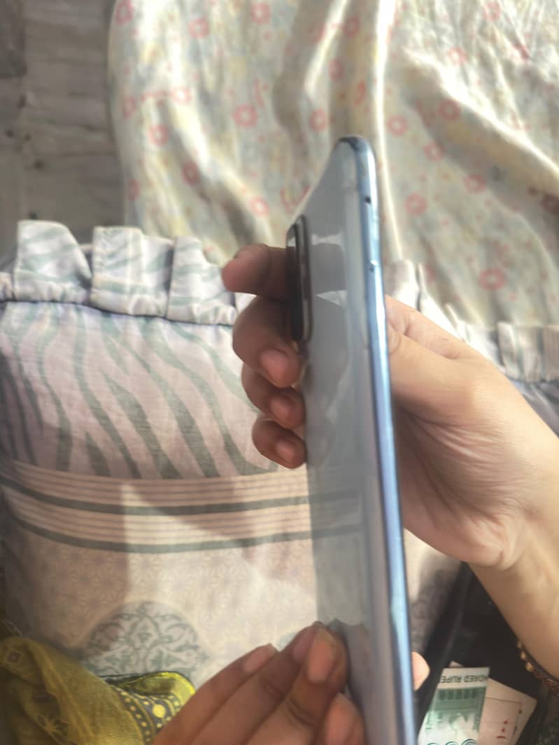 redmie  note 10 pro 1