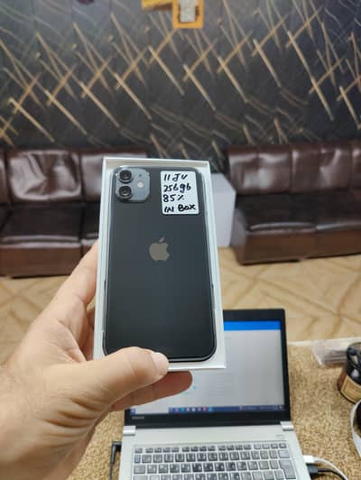 I Phone 11 JV With Box 256 GB