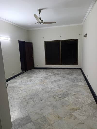 6.5 Marla 2nd Portion For Rent In Cavalry Ground Ext Zaman Colony