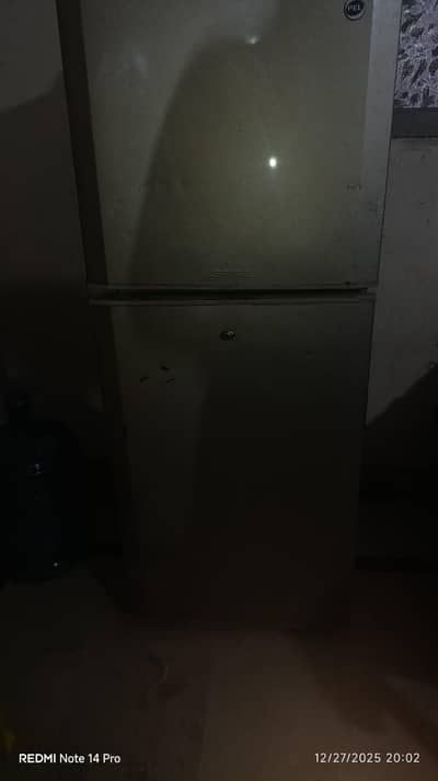 Pel medium size fridge original refrigerator everything working fine