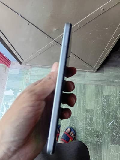 ram4+4gb momery 128gb