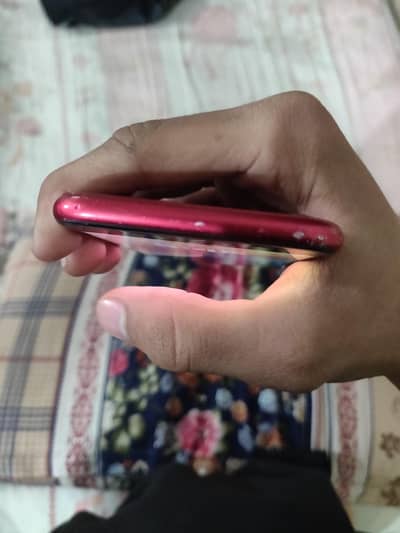 selling iphone SE 2020 pta approved