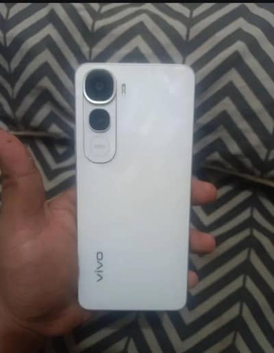 vivo y400