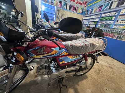 Brand New Honda CD70 and Honda 125 Stoke Available For Sale