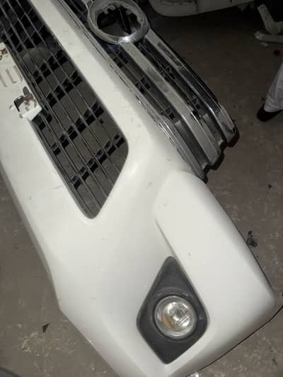 Toyota Revo Original Bumper & Headlights