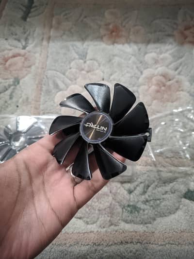 6 pin fans