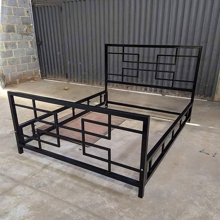 لوہے اور سٹیل کا کام تسلی بخش کیا جاتا ہے 9