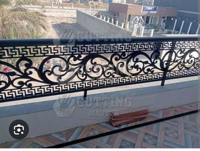 لوہے اور سٹیل کا کام تسلی بخش کیا جاتا ہے 12