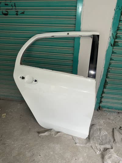 Toyota Vitz Doors, Fender & Bonnet