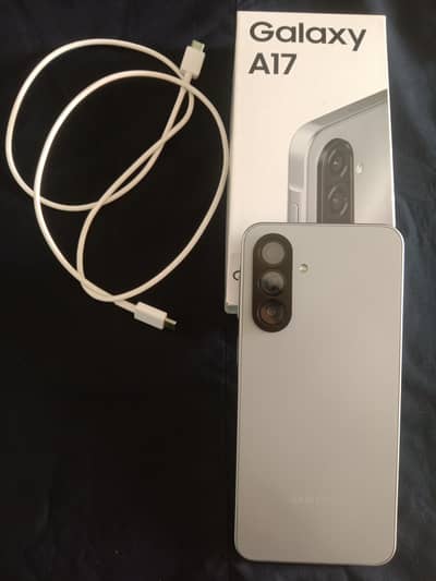 Samsung galaxy a17 new mobile with box and original charg cable c tap
