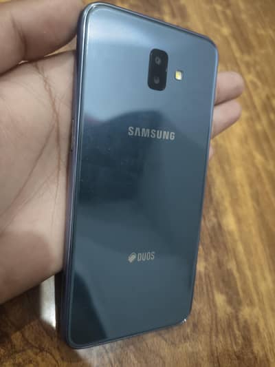 Samsung j6+