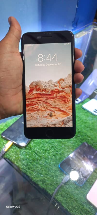 Iphone 7plus 32 GB JV
