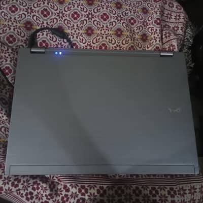 Dell latitude E6410 Core i5 M560