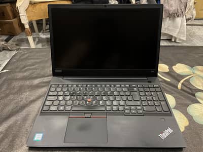 Lenovo Thinkpad E590 Core i5-825U CPU
