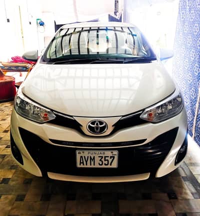 Toyota Yaris 2021 model just minor touching one piec touch