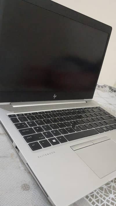 HP Elitebook 16 GB ram 256 GB ssd