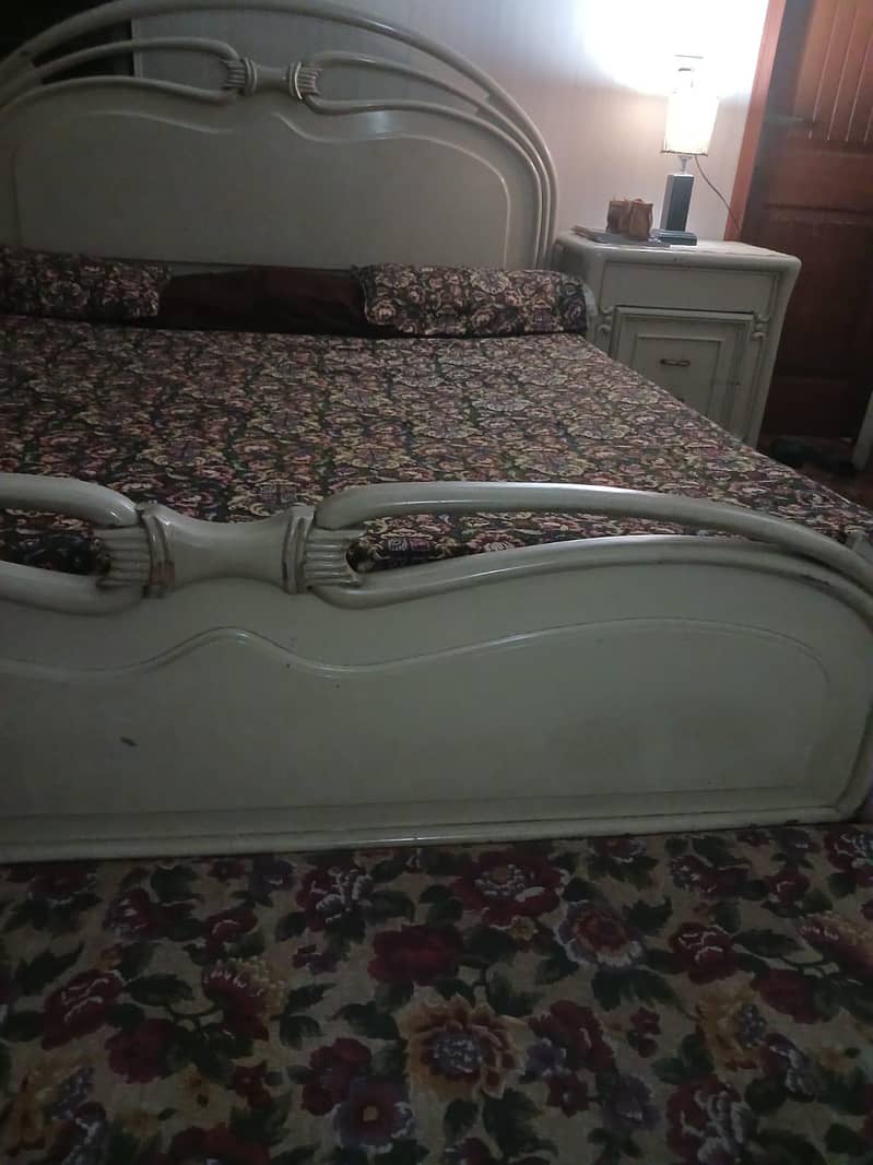 deco paint double bed with  dressing table 2