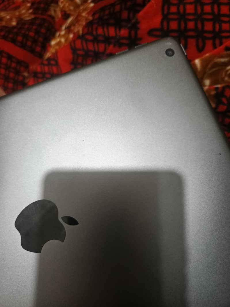 Ipad 7th Generation Genuine 2