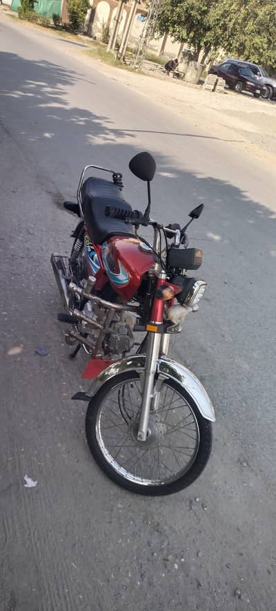 HI SPEED MOTORCYCLE  ONE HAND