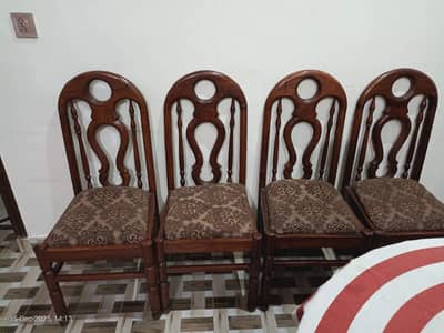 Dinning table with set