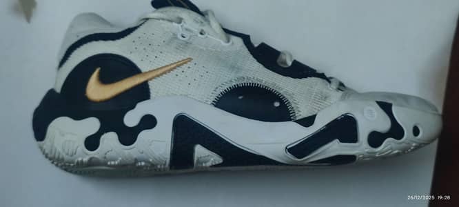 Nike PG 6  10/9.5 CONDITION