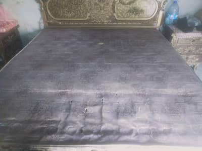 spring wala diamond form ka metro se hai