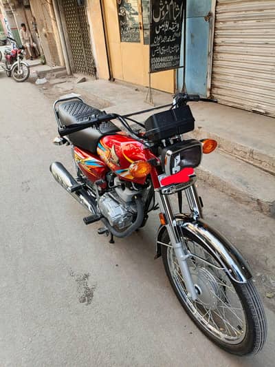 Honda 125 just like new