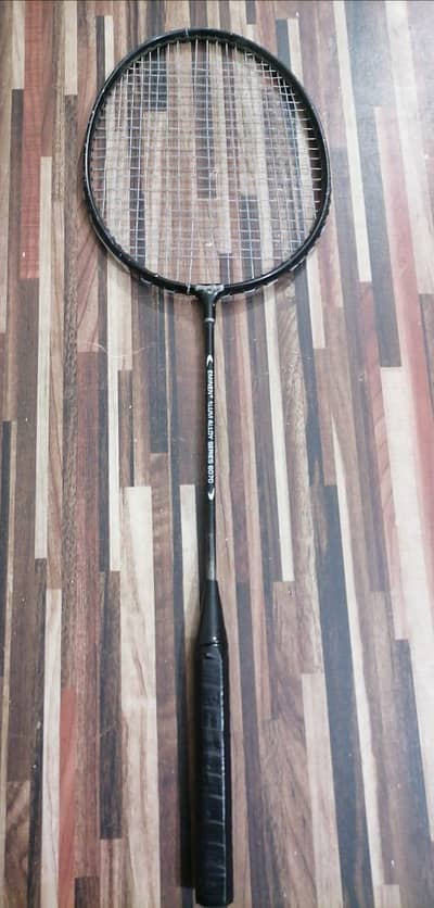 EMINENT SERIES 6070 BADMINTON RACKET