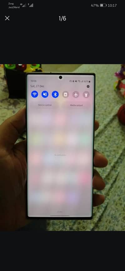 12/256 gb version single sim