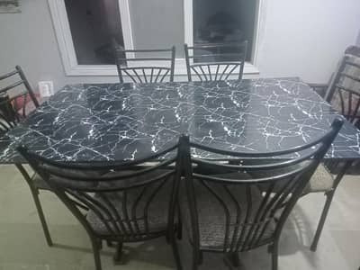 6-seater dining table