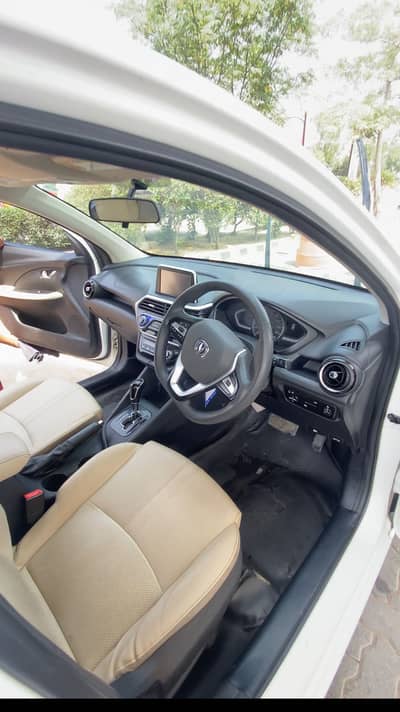 Changan Alsvin lumiere