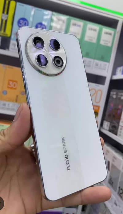Tecno Spark 30 pro 8/128
