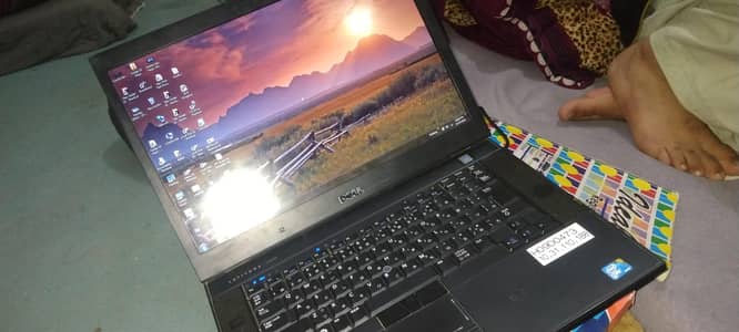 DELL LAPTOP. . . 120GB. . . . . . 2GB RAM