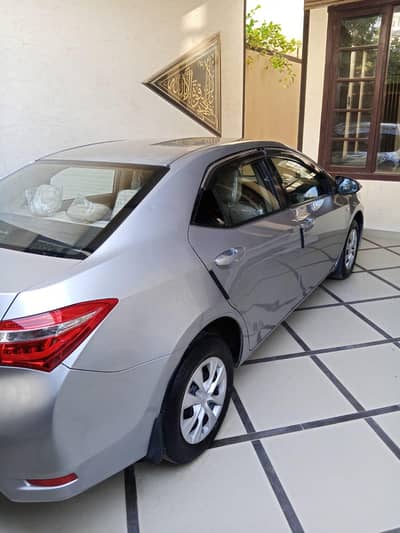 Corolla 2010 GLI auto bumper to bumper orignal guranted antique