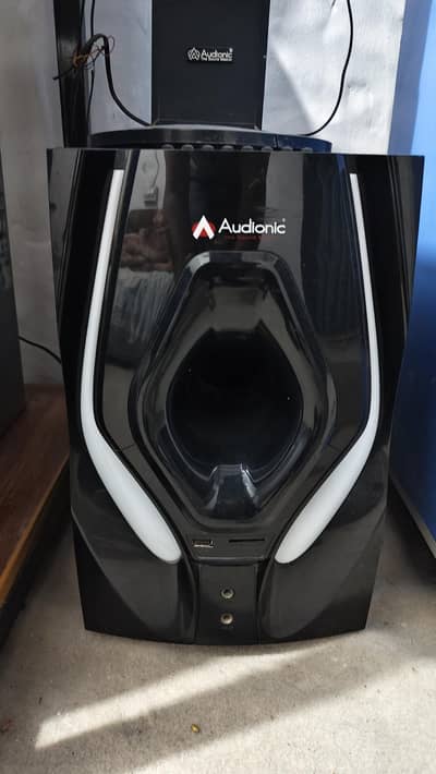 Audionic RB-105 speaker FOR SALE