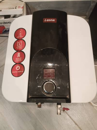 IZONE INSTANT GEYSER 15LTR urgent sale 16,500, 18 Pieces Bulk Deal
